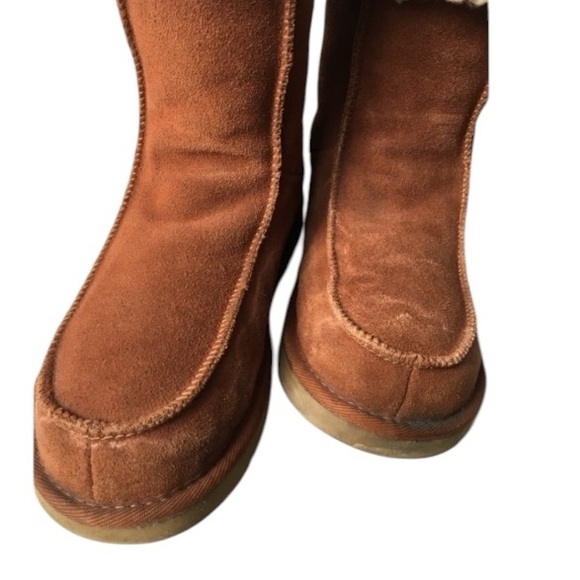 UGG Downtown Suede Fur Lined Boots - Picture 10 of 16